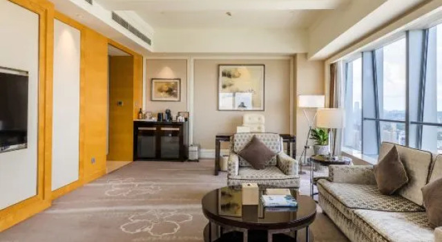 Люкс Deluxe с видом на озеро Ming Du Lakeside Hotel Nanning