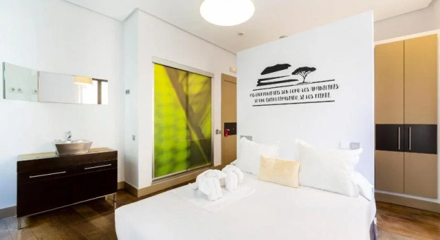 Madrid House Rooms, Забронировать Хостел центр города Мадрид, рядом с Театр Монументал