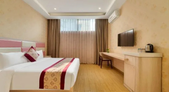 Люкс Business Q+ Bailing Ejia Business Hotel (Shanghai International Tourism Resort)
