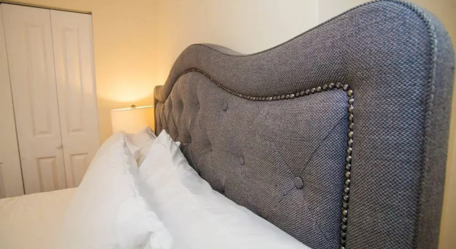 NEW 4 Bed 2 Full Bath Condo Near Back Bay