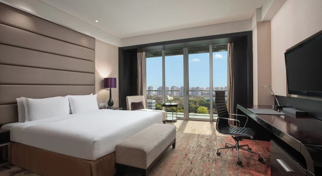 Двухместный номер Premium Crowne Plaza Shanghai Xiayang Lake by IHG