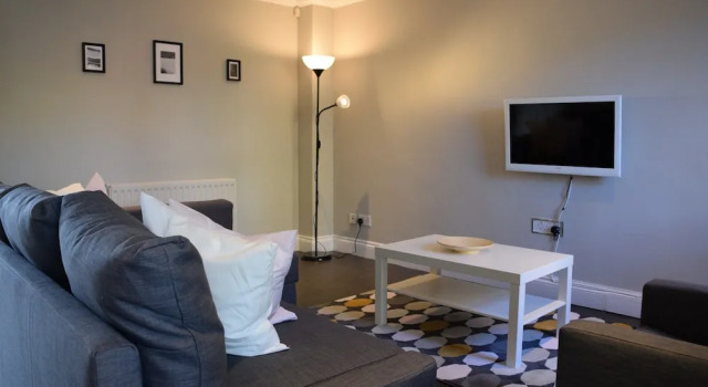 Beautiful Wimbledon 4 Bedroom Family Home