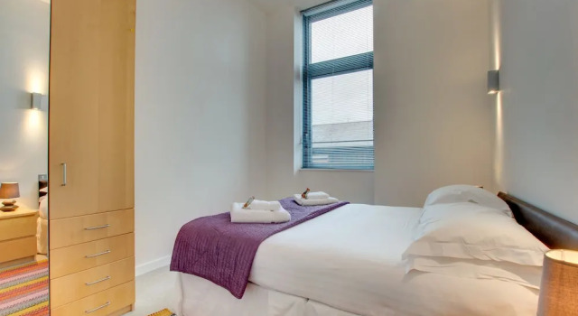 Modern 2 Bedroom Apartment City Centre