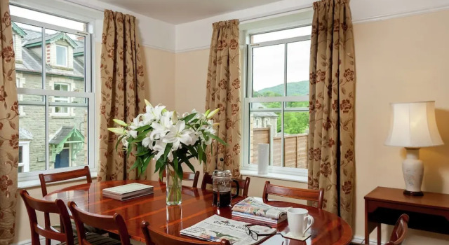 Characteristic House With Large Garden, Near the City Center of Hay-on-wye, Забронировать Отель Хей-он-Уай Brecon Beacons, рядом с Уоррен