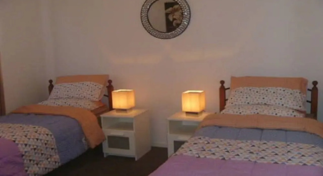 Cowes Holiday Haven - Property NO.1, Buchen Sie Ferienhaus Villen in Phillip Island, Villa