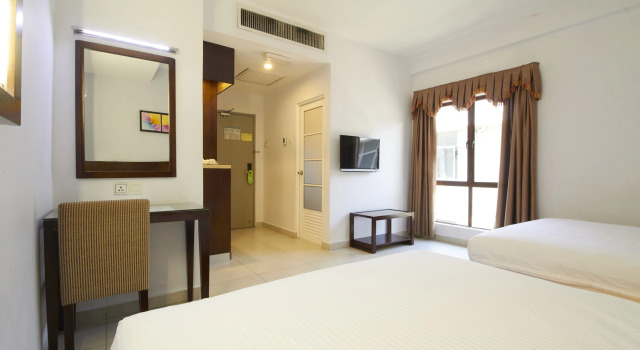 Четырёхместный семейный номер Standard Kepong Hotel