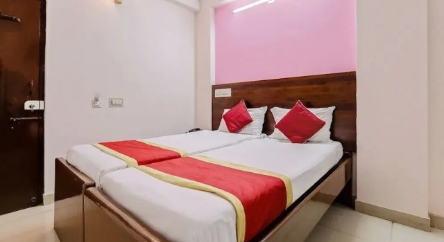 Venkat Regency by OYO Rooms, Забронировать Отель Отели Чик-Банавара 3 звезды, 3*