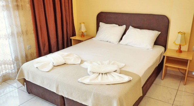 Golden Deer Apartments, Book Apartment  