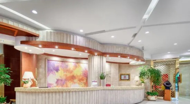Baili Hotel, Book Hotel Hoteller i Quzhou med parkering, Parkering
