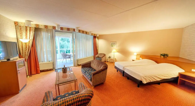Двухместный номер Comfort с балконом Fletcher Hotel-Restaurant De Scheperskamp