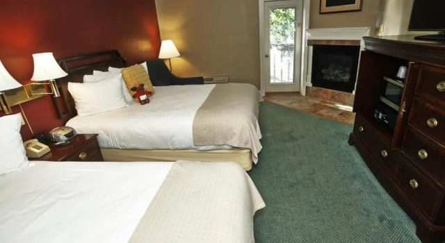 Номер Deluxe Fireside Inn & Suites Gilford