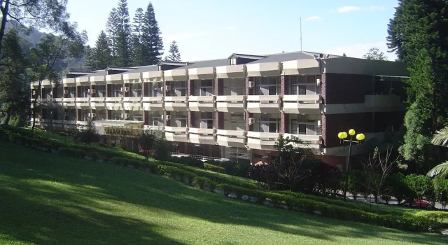 Четырёхместный номер Standard с балконом Sun Moon Lake Youth Hostel