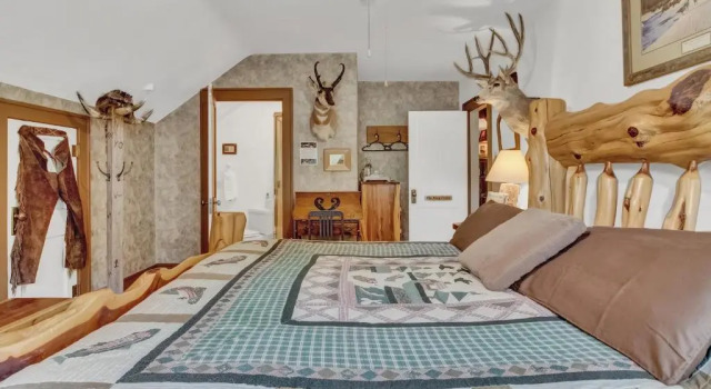 Robins Nest Bed & Breakfast