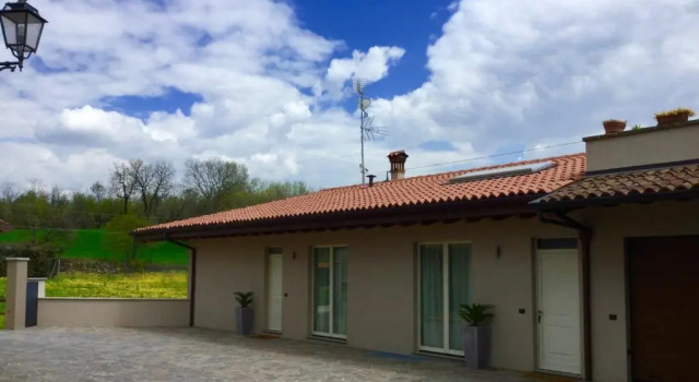 B&B CORTE SANTANGELO, Book Bed and Breakfast Hotels in Franciacorta with Breakfast, Breakfasts
