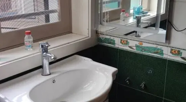 Кровать в общем номере (женский номер) Guyi Yifang Hostel (Anshun Gufu Street Store)
