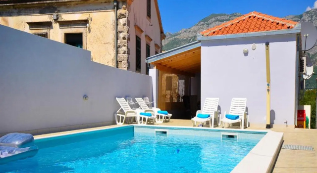Вилла Holiday Home Belmondo