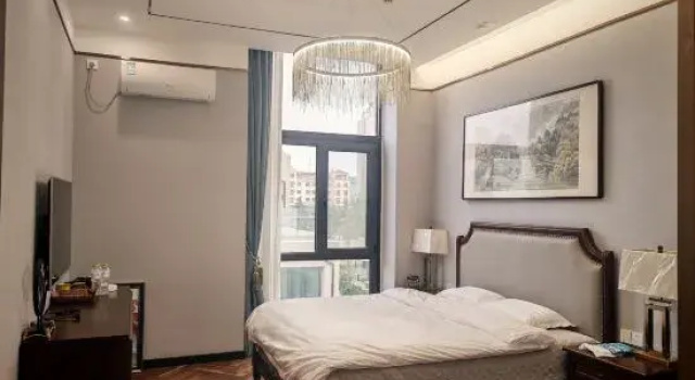 Двухместный люкс GreenTree Inn Qingdao Development District SDUST Express Hotel