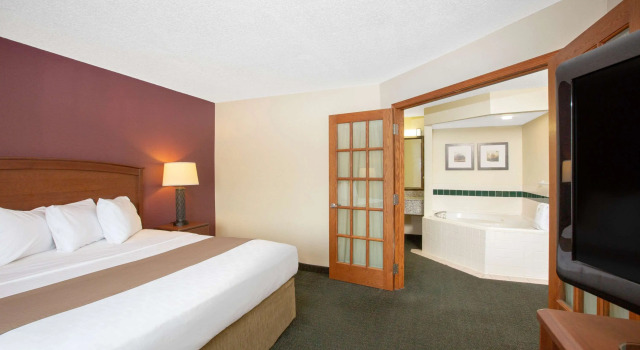 AmericInn Lodge & Suites Kearney, Book Hotel Hoteller i Kearney med pool, Swimmingpool