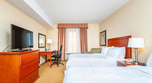 Run of House Holiday Inn Express Hotel & Suites Clarington - Bowmanville by IHG