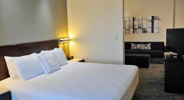 Студия SpringHill Suites Houston Katy Mills