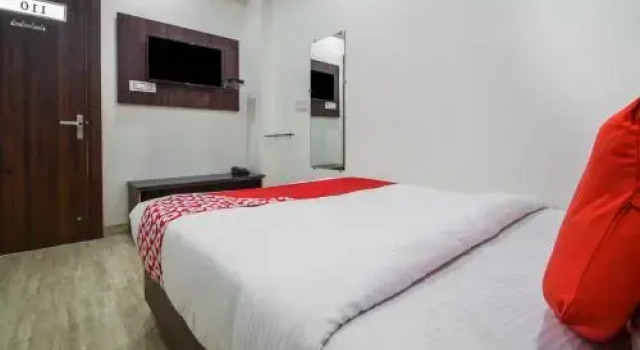 OYO 26124 Silver Palm, Забронировать Отель Отели штата Раджастхана с парковкой, Парковка