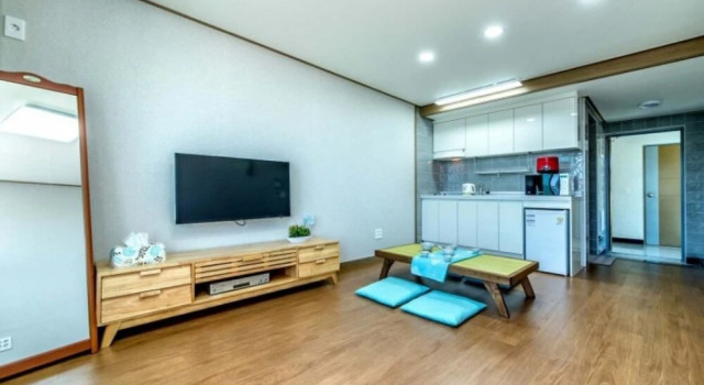 Seogwipo Jadam House Pension, Забронировать Отель Отели Согвипхо с парковкой, Парковка