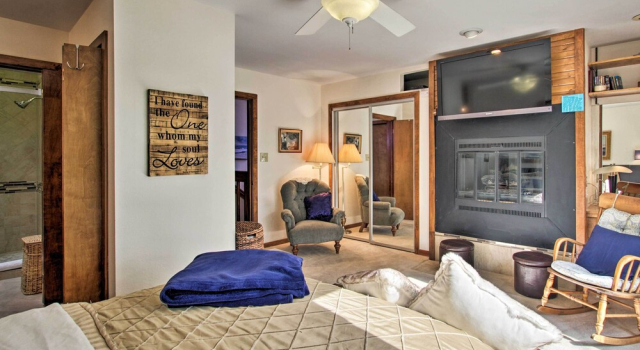 Апартаменты Lakefront Fort Collins Townhome, Only 3 Mi to Csu!