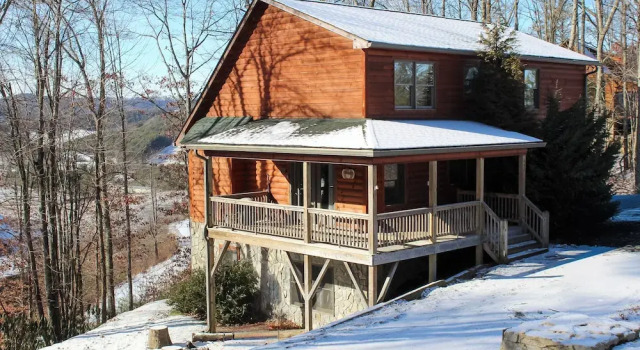 Коттедж 'A Bit of Heaven' Cabin < 13 Miles From Boone!