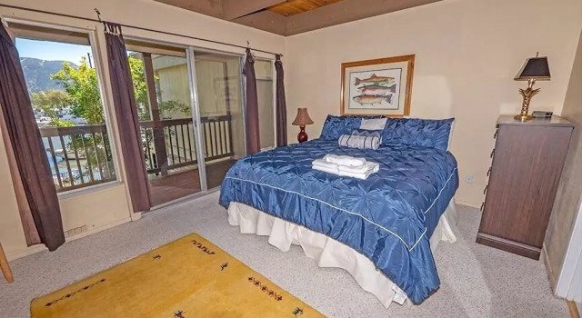 439 Ala Wai Blvd.,103 - 3 Br condo by RedAwning