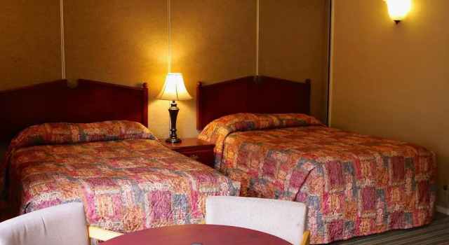 San Luis Inn and Suites, Забронировать Отель Отели Сан-Луис-Обиспо с бассейном, рядом с Гора Серро-Сан-Луис-Обиспо, Бассейн