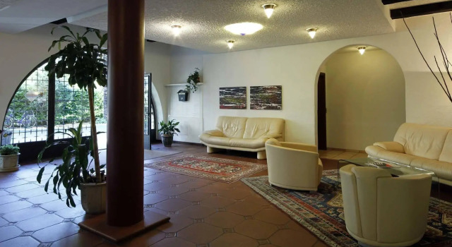Aparthotel al Lago