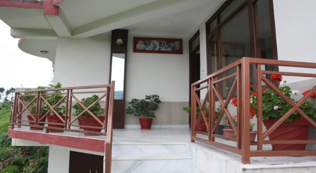 Vivek Palace