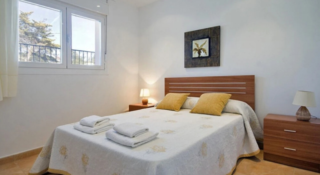 Villa - 6 Bedrooms with Pool and WiFi - 105005
