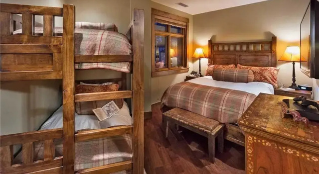 Hahns Peak 417 4 BedroomCondo By Moving Mountains, Забронировать Апартаменты/квартира Стимбот-Спрингс Колорадо, рядом с Preview Ski Lift