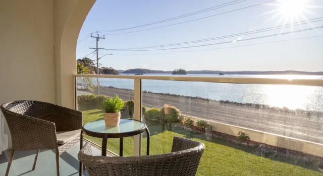 Апартаменты Batemans Bay Studio Escape With Lush Vista