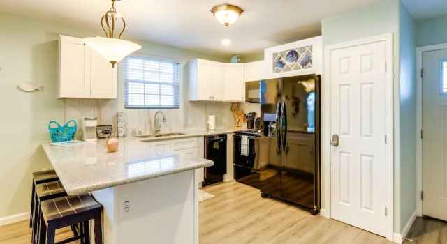 Коттедж Heron Bay Cottage w/ Patio in Rockport!