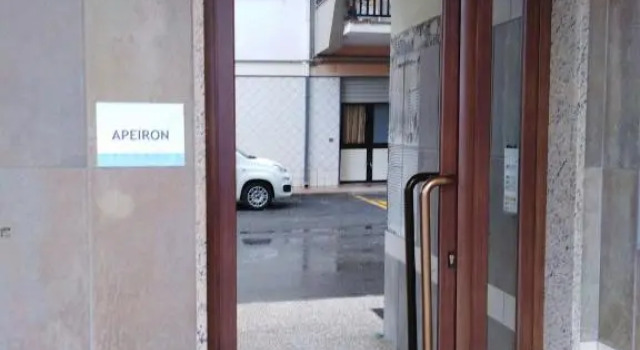Apeiron, Varaa Hotelli Corigliano Calabro Calabria