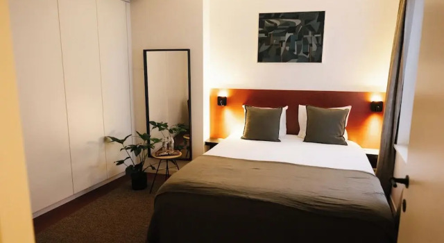 A Place Antwerp - Boutique Suites & Flats - Leeuwenstraat 20, Забронировать Апарт-отель Апарт-отели Антверпена, рядом с De Wilde Zee, Апарт-отель
