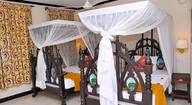 Двухместный номер Standard с балконом Forodhani Park Hotel