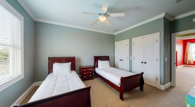 Коттедж Fantastic Getaway With Private Pool, Deck, Game Room, AC & Fast Wifi