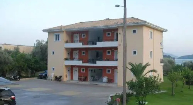 Dimosthenis Apartments