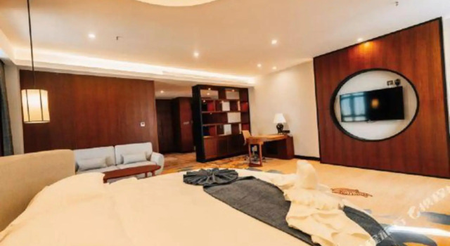Tianyuan Wanda Jin Hotel, Rezervovat Hotel Hotely v Linxia s parkováním, Parkování