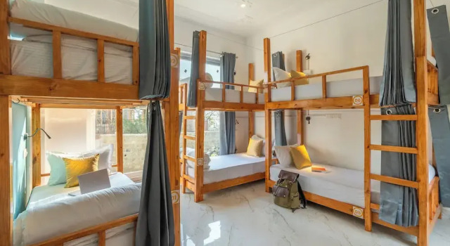 Кровать в общем номере (женский номер) The Social Stays Bir