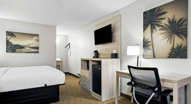 Двухместный люкс Best Western The Oasis at Joplin