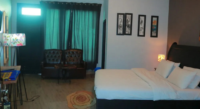 Frontier Tower Hotel
