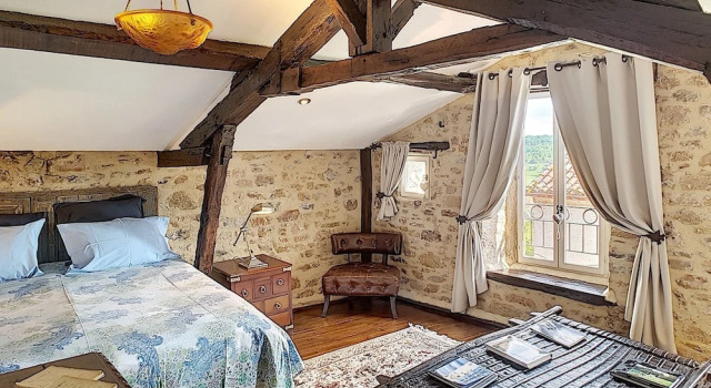 Chambres d'Hôtes Le Secret du Chat, Rezerwuj Hotel Cordes-sur-Ciel Tarn