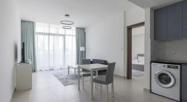 Splendid 1BR in Living Garden