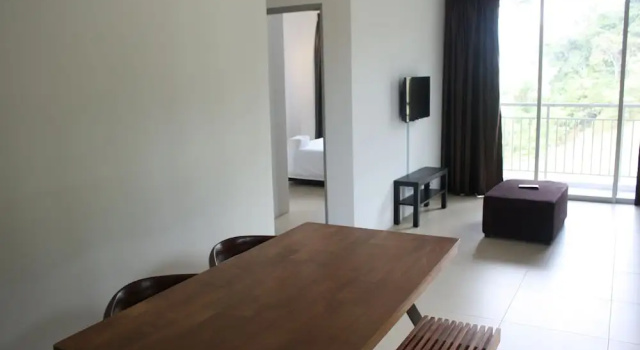 Двухместная семейная студия с балконом Cameron Strawberry Residence