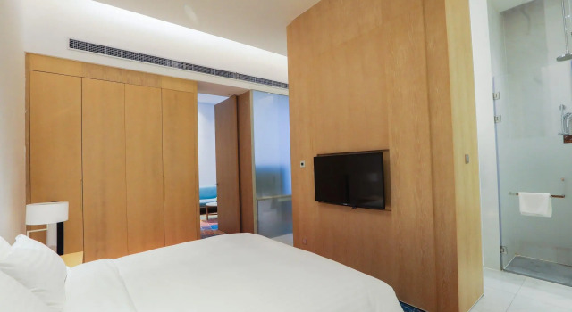 Люкс Holiday Inn Express Shanghai Songjiang Fangta by IHG