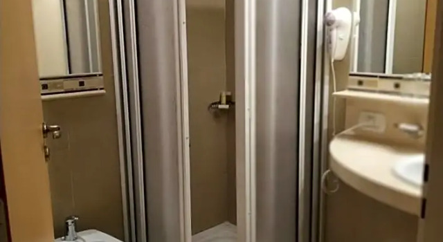 Номер Standard Maran Suites & Towers
